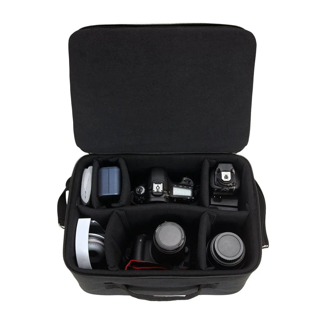 ZÜCA Tech Case